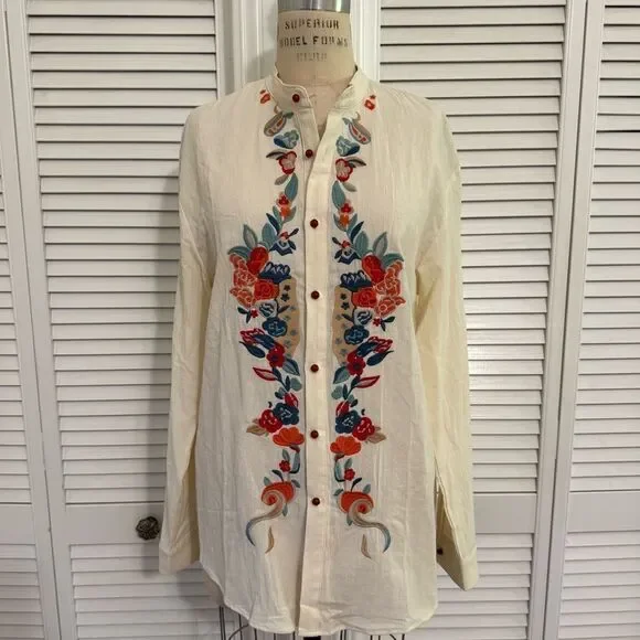 Manly/Unisex Casual Cream and Red Embroidered Button Down Shirt NWT! - Picture 1 of 13